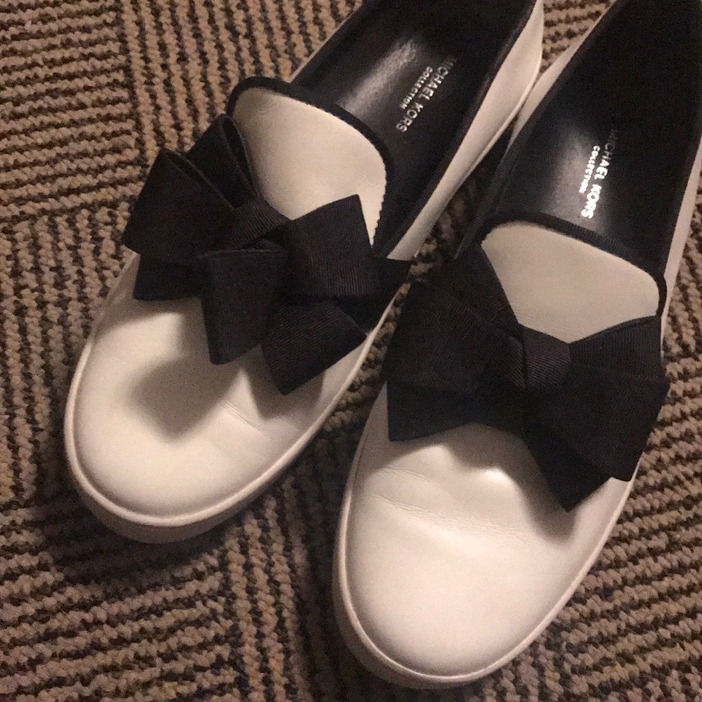 Micheal Kora bow tie flats